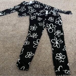 Black and White Floral Pajama Set